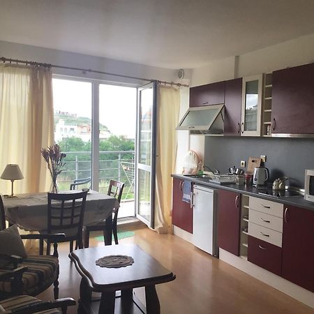 Rose Apartment On The Beach Бяла Экстерьер фото