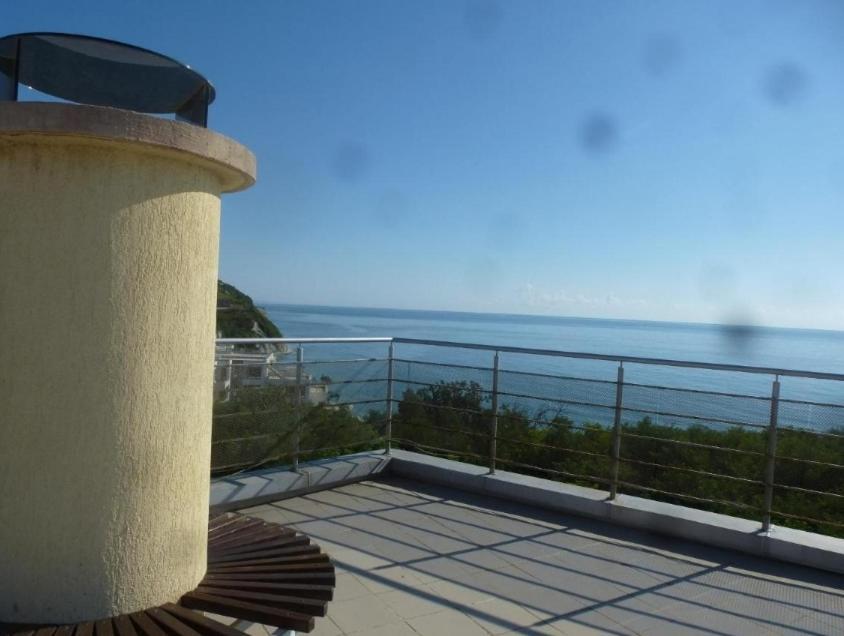 Rose Apartment On The Beach Бяла Экстерьер фото